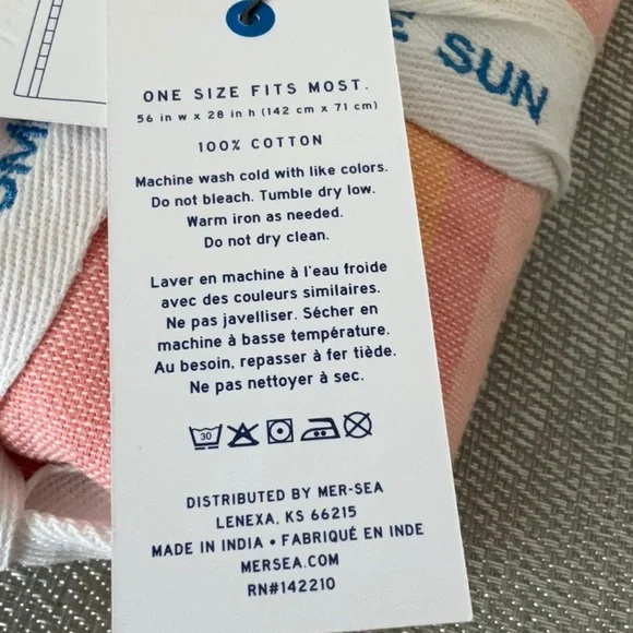 Pink and Orange Sarong Towel - Picture 4 of 5